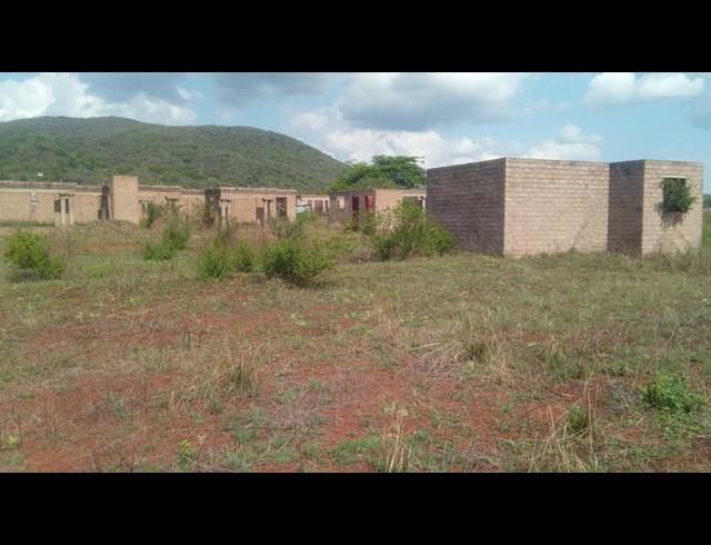 2 BEDROOM HOUSE FOR SALE IN MAKONDE